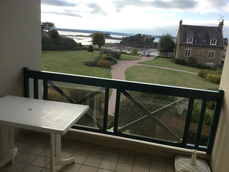 Mme-BUAN-Saint-Briac-vue-mer-et-balcon