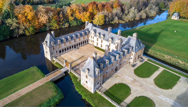 Château du Rocher Portail à Maen Roch