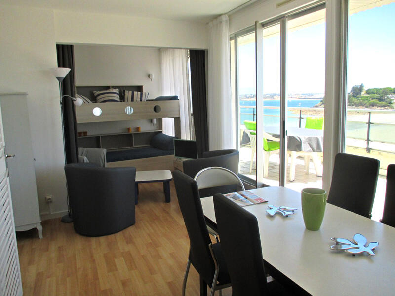Le Crystal appt 901 à Dinard