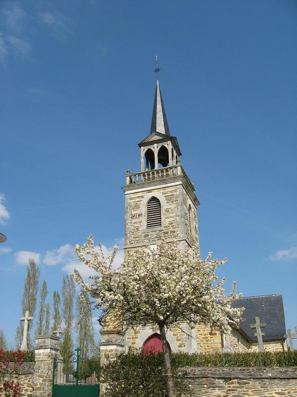 St aubin du pavail - église