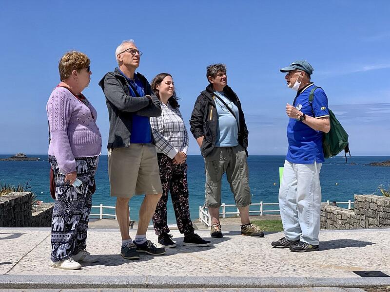 Loisirs-Balades accompagnées sur les pas de l'Ermite-Saint-Malo