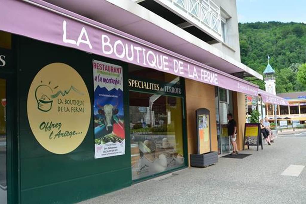 dégustation de produits locaux à la boutique de la ferme à Ax