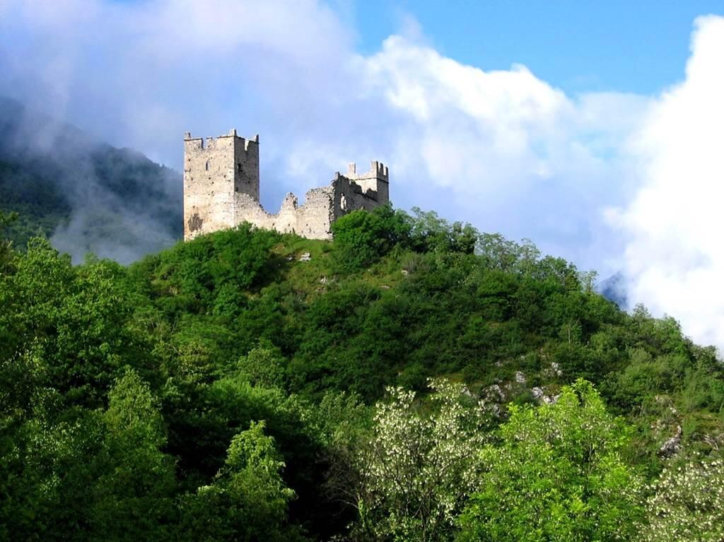 chateau de miglos