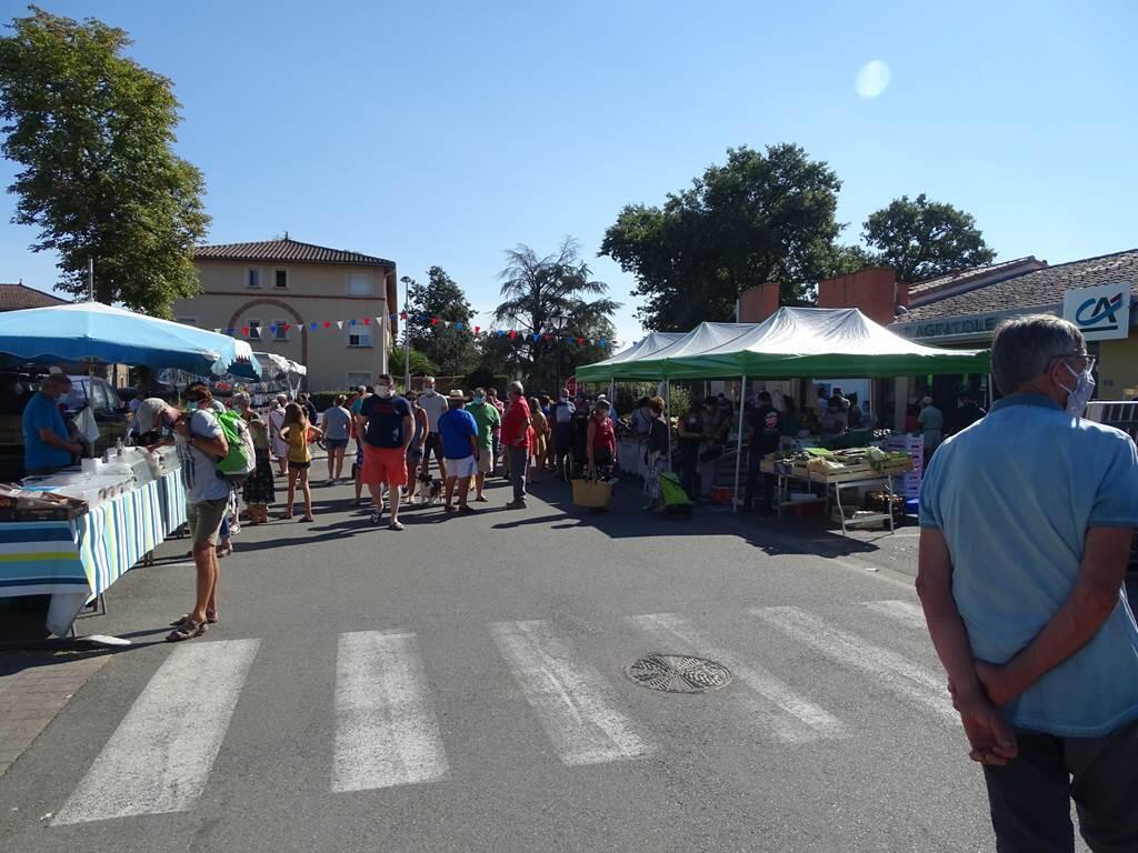 Marché de plein vent à Bressols