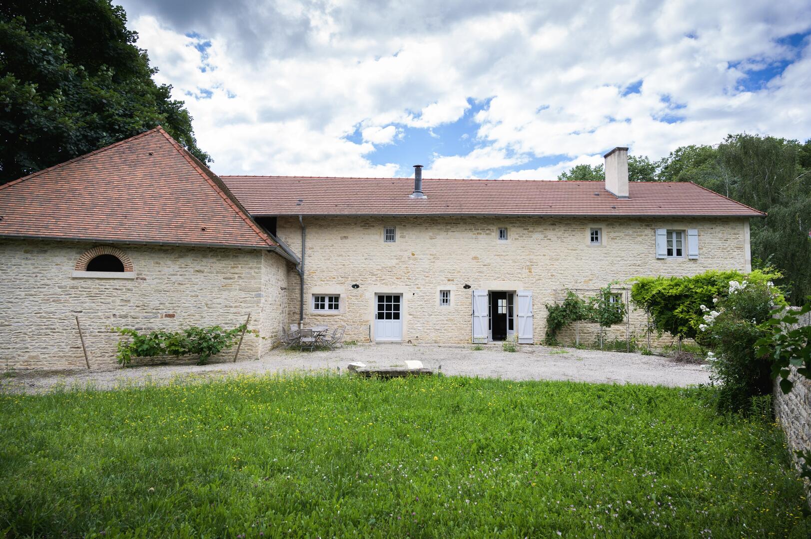 Cour privée