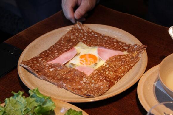 1400661638-crepe-zoom