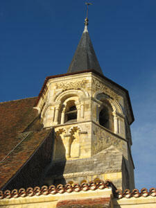 clocher roman