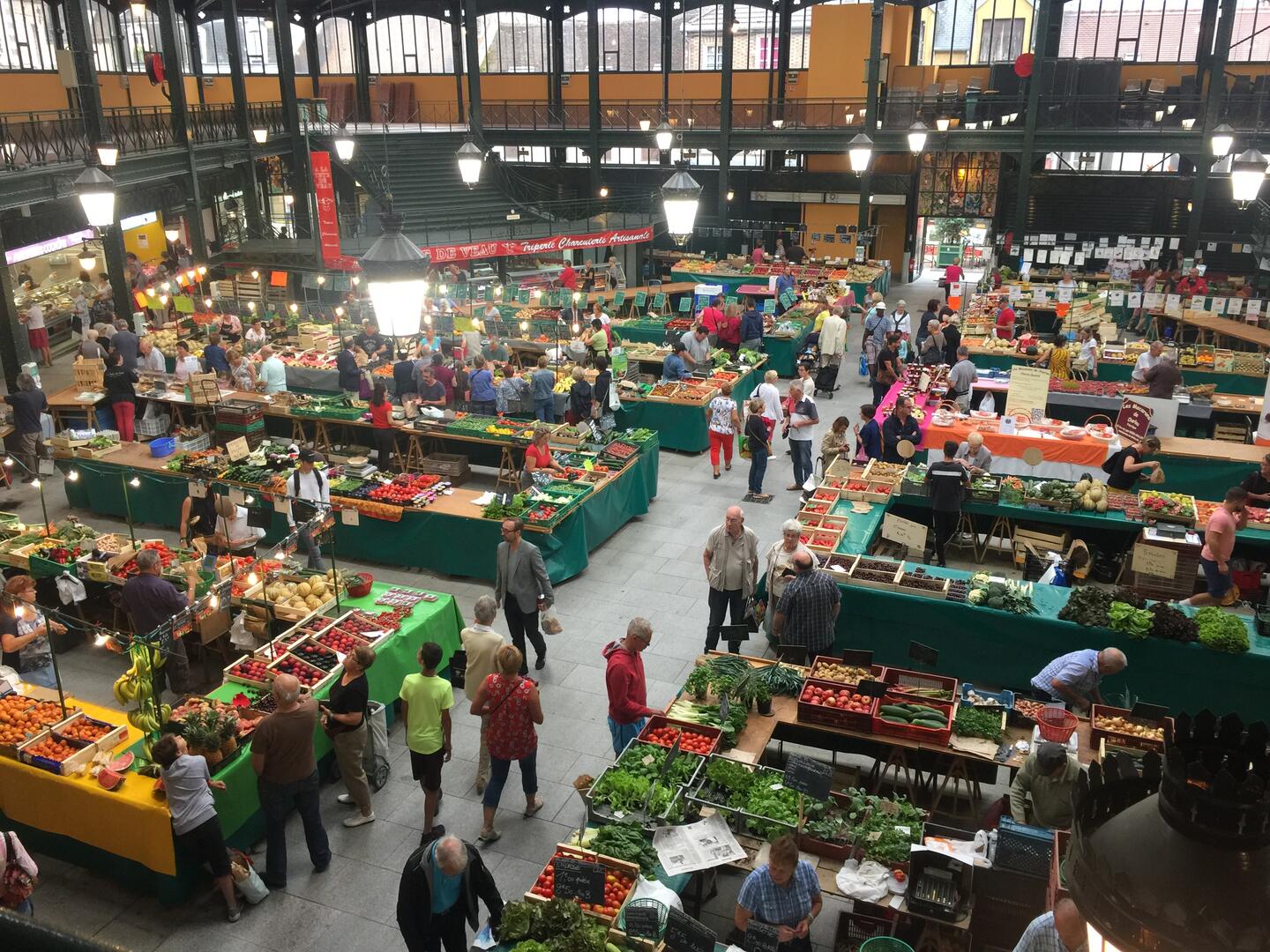 2018_07---Marché_couvert_Sens---Lola_Wanounou(4)