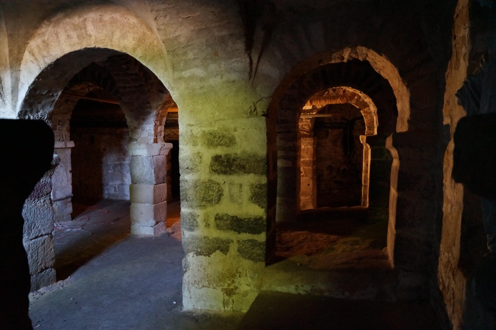 Crypte St Andoche