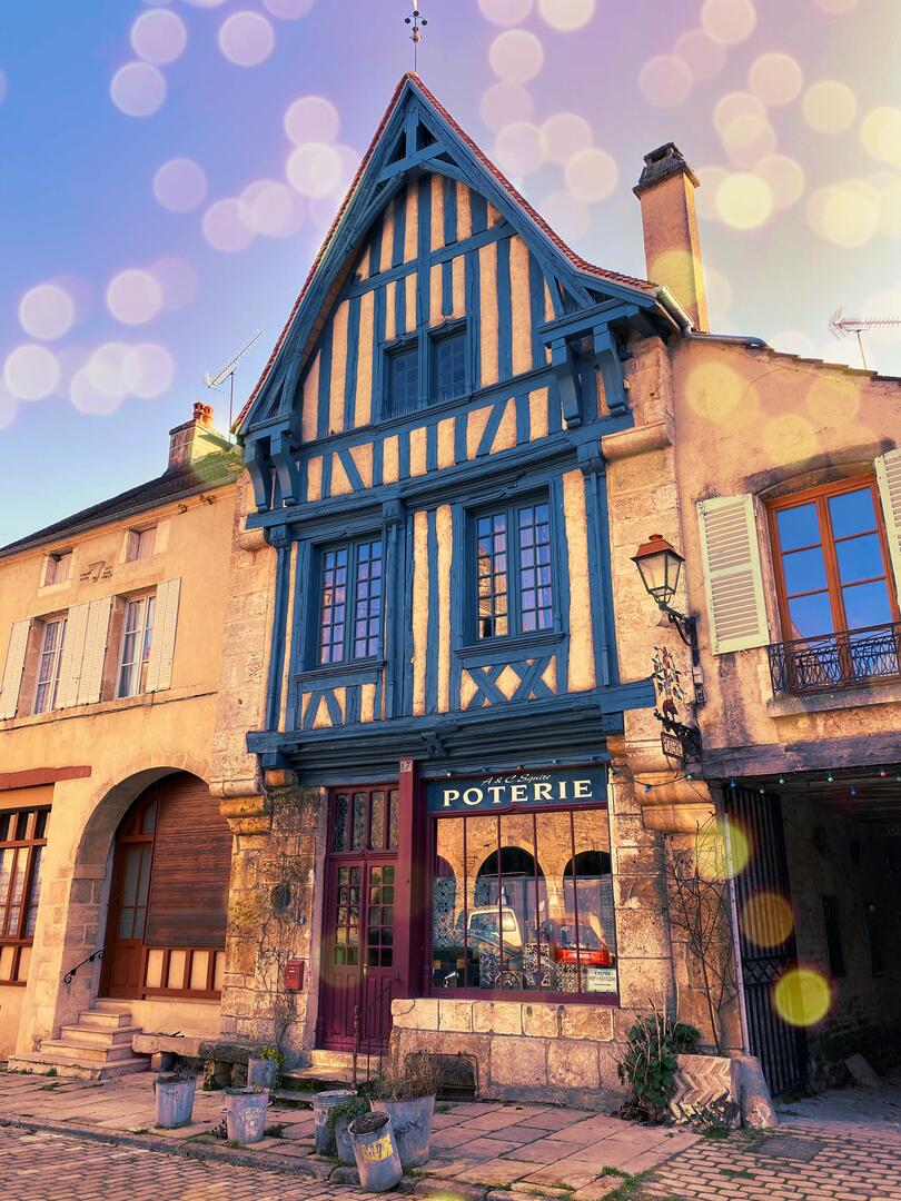 BALADES COMMENTÉES DE NOYERS