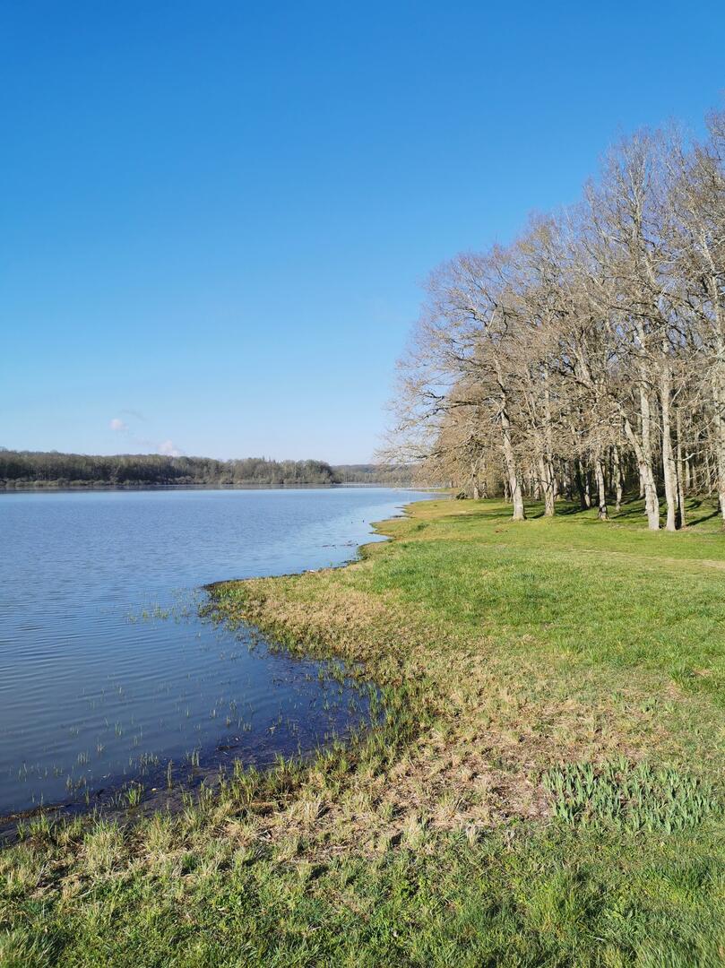 RANDONNÉE GUIDÉE AU LAC DU BOURDON