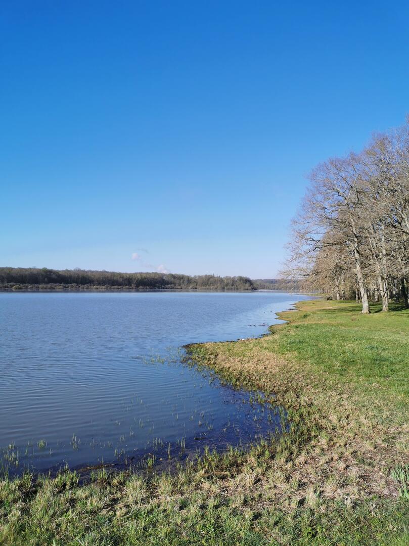 RANDONNÉE PRIVÉE AU LAC DU BOURDON