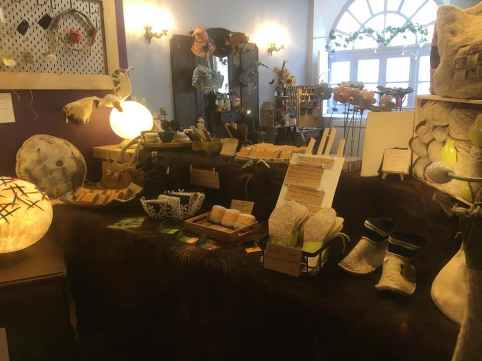 L'échoppe d'Artémisia boutique artisanat Autun (8)