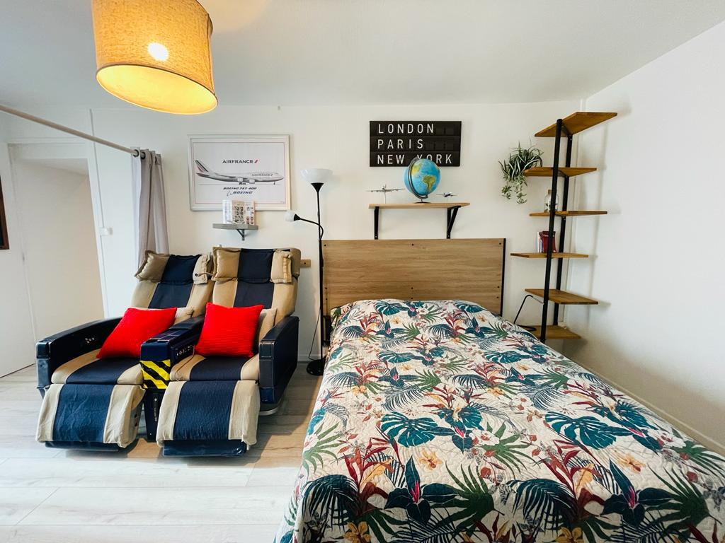 Chambre Avion 1 Lit double 140
