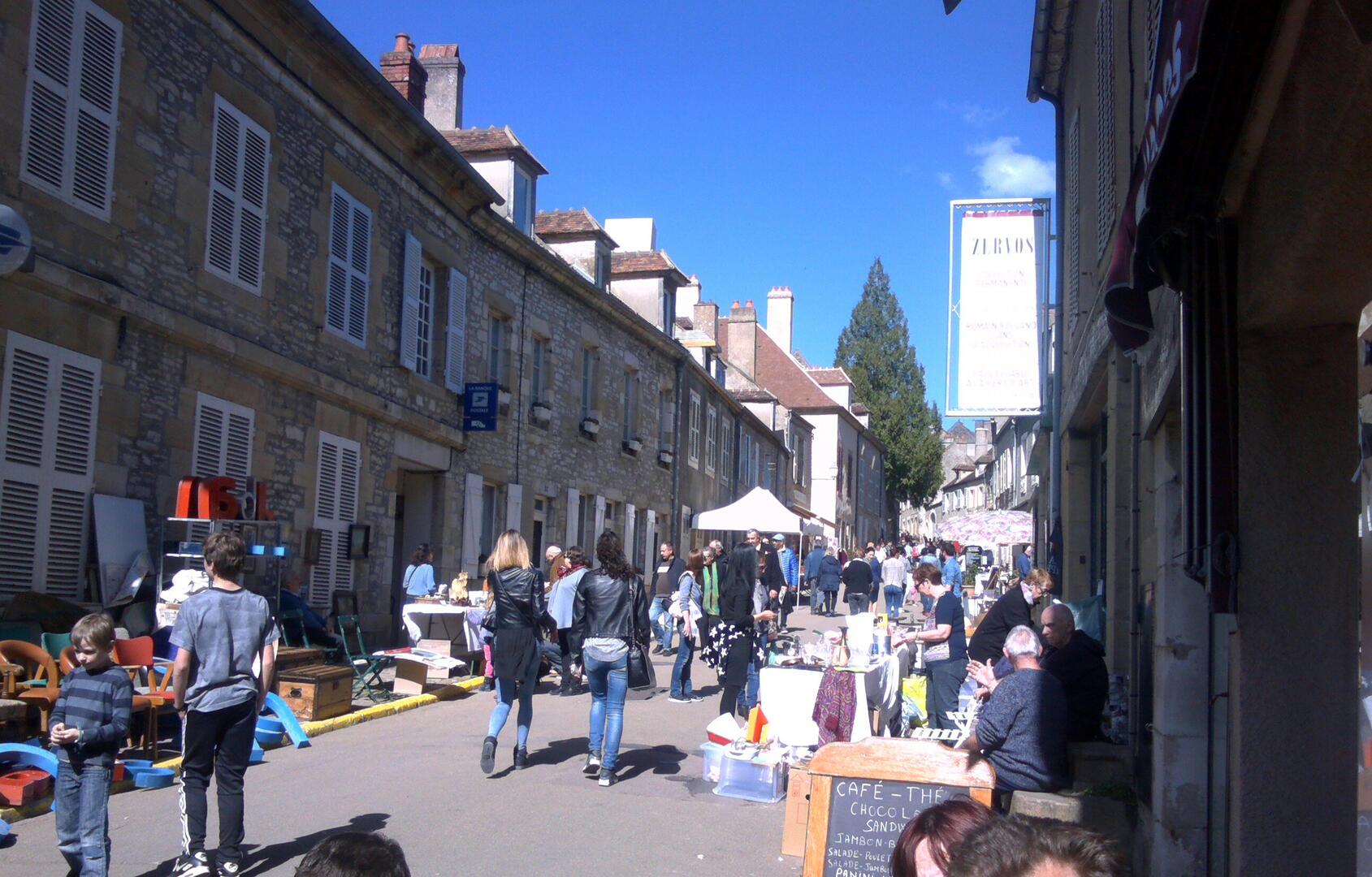Vide-greniers de Vézelay