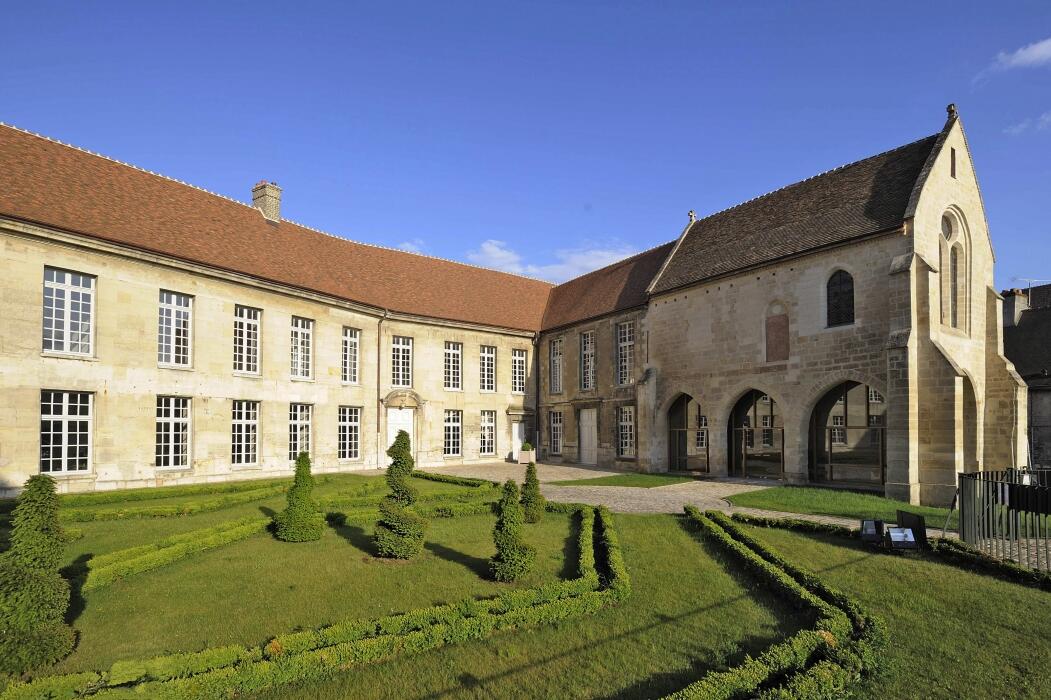 Musee_Art_Archeologie_vue_exterieure
