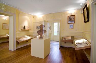 Musée Dumas < Villers-Cotterêts < Aisne < Picardie