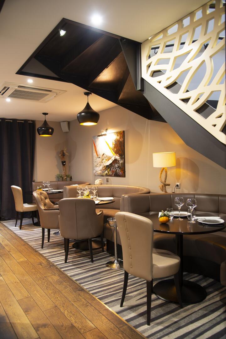 Salle de restaurant Le Grand Bleu