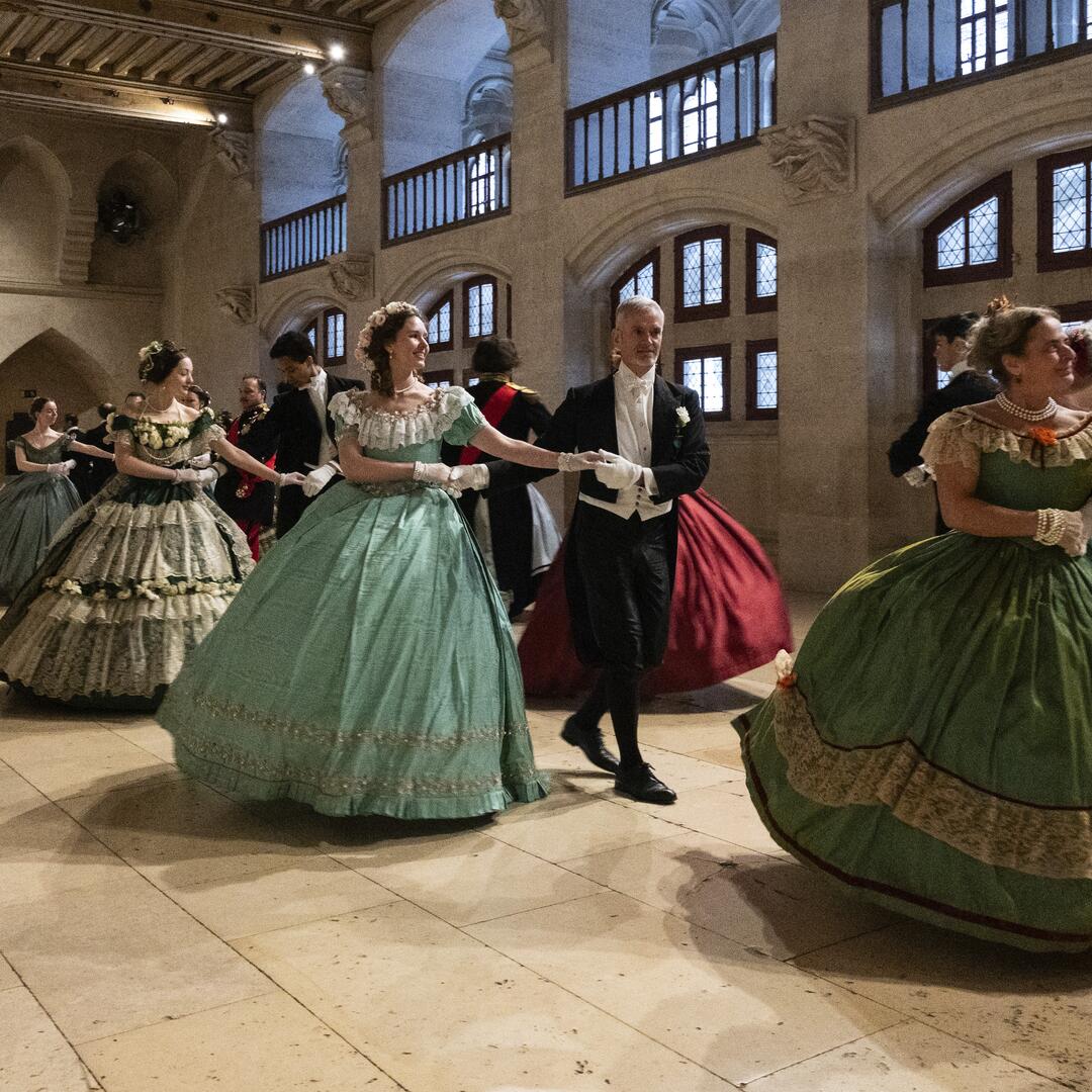 Bal de l'impératrice_764X764_PIERREFONDS