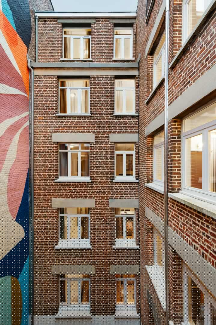 EDGAR SUITES LILLE - Cour