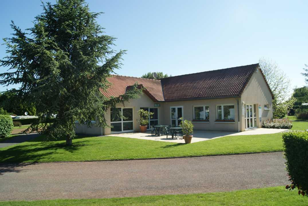 Camping du Château et de l'Oseraie_façade2_Feuillères_Somme_Picardie