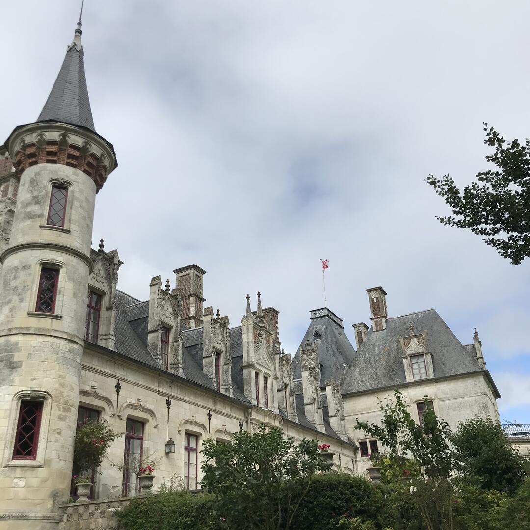 CHÂTEAU DE REGNIÈRE-ECLUSE 1
