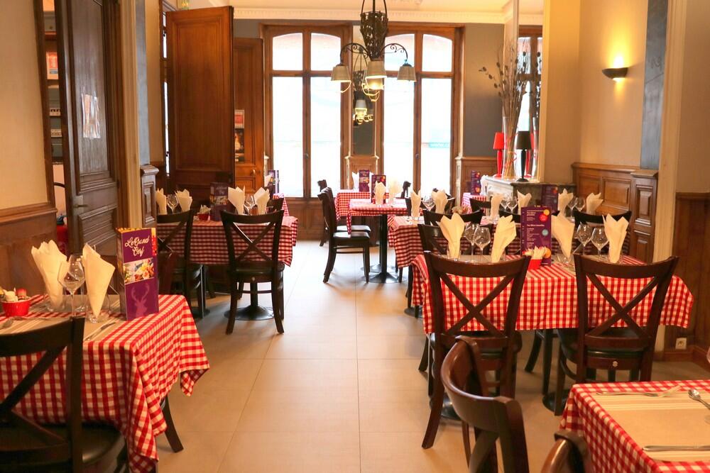 Restaurant Le Grand cerf < LA CAPELLE < Thiérache < Aisne < Hauts de France