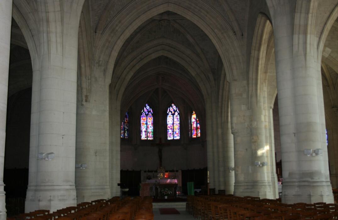 PCUPIC080FS0002H_eglise saint-pierre_montdidier_somme_picardie ©Somme Tourisme-JL