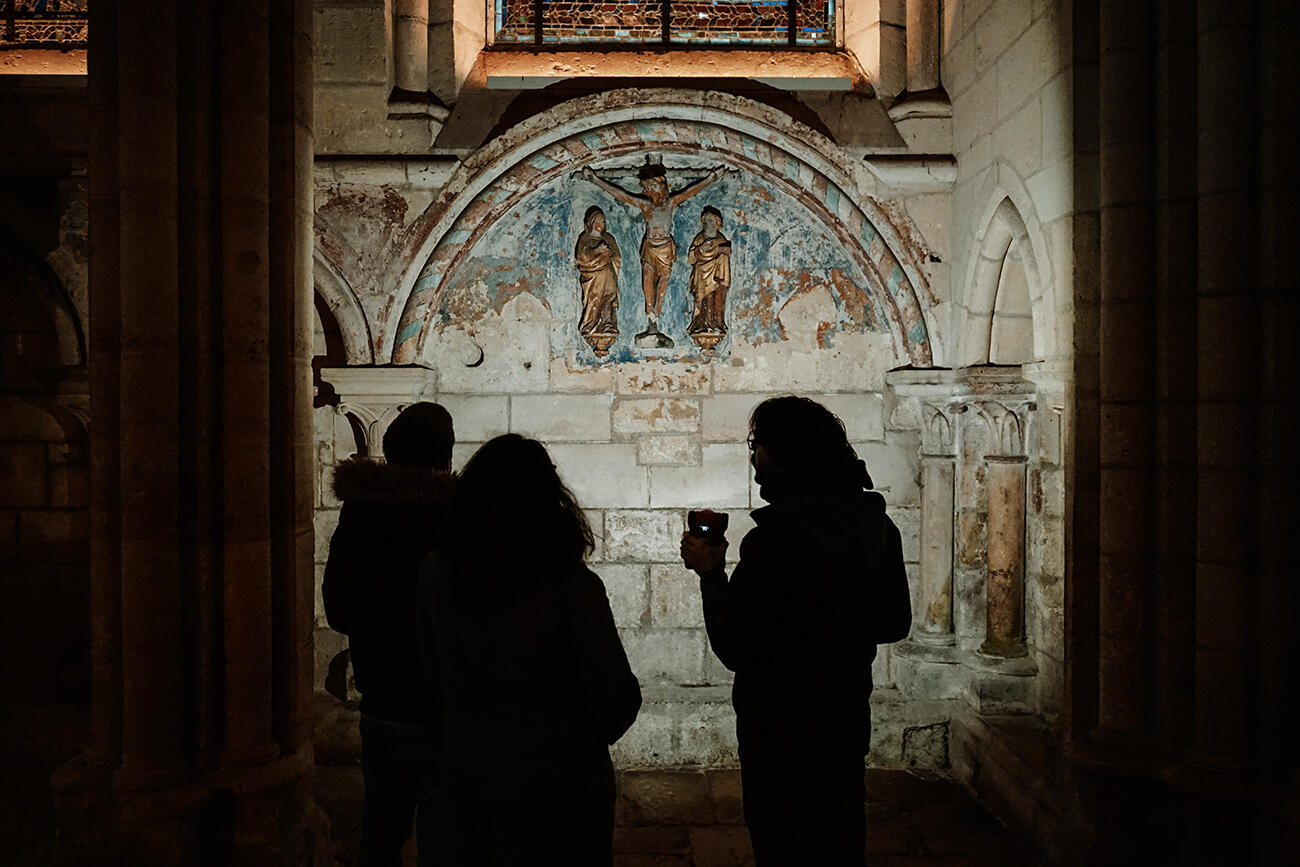 Visite à la torche II < Laon < Aisne < Picardie