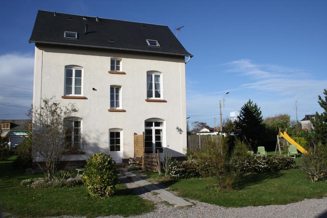VILLA ANNIE PHOTO