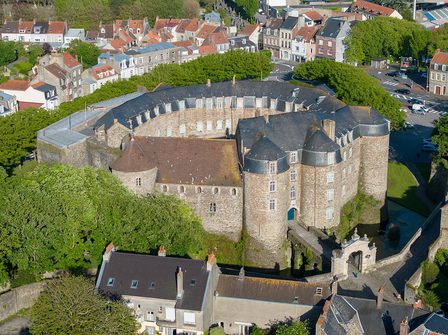 musee-chateau-comtal-c-service-communication-ville-bsm-q.-wadoux_1