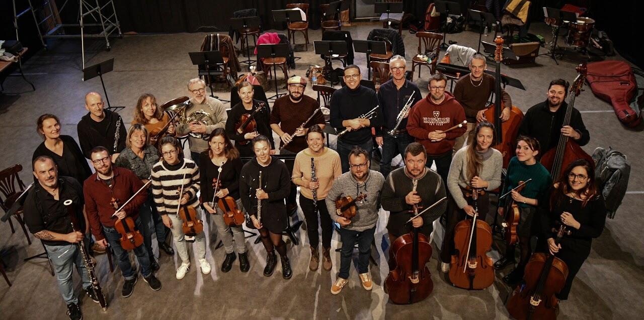 orchestre-du-lointain-groupe-2023_1