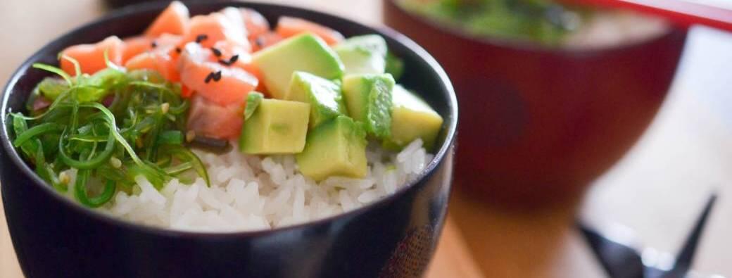 aperitif-dinatoire-japonais-degustation-de-sake-et-mets-traditionnels-japonais