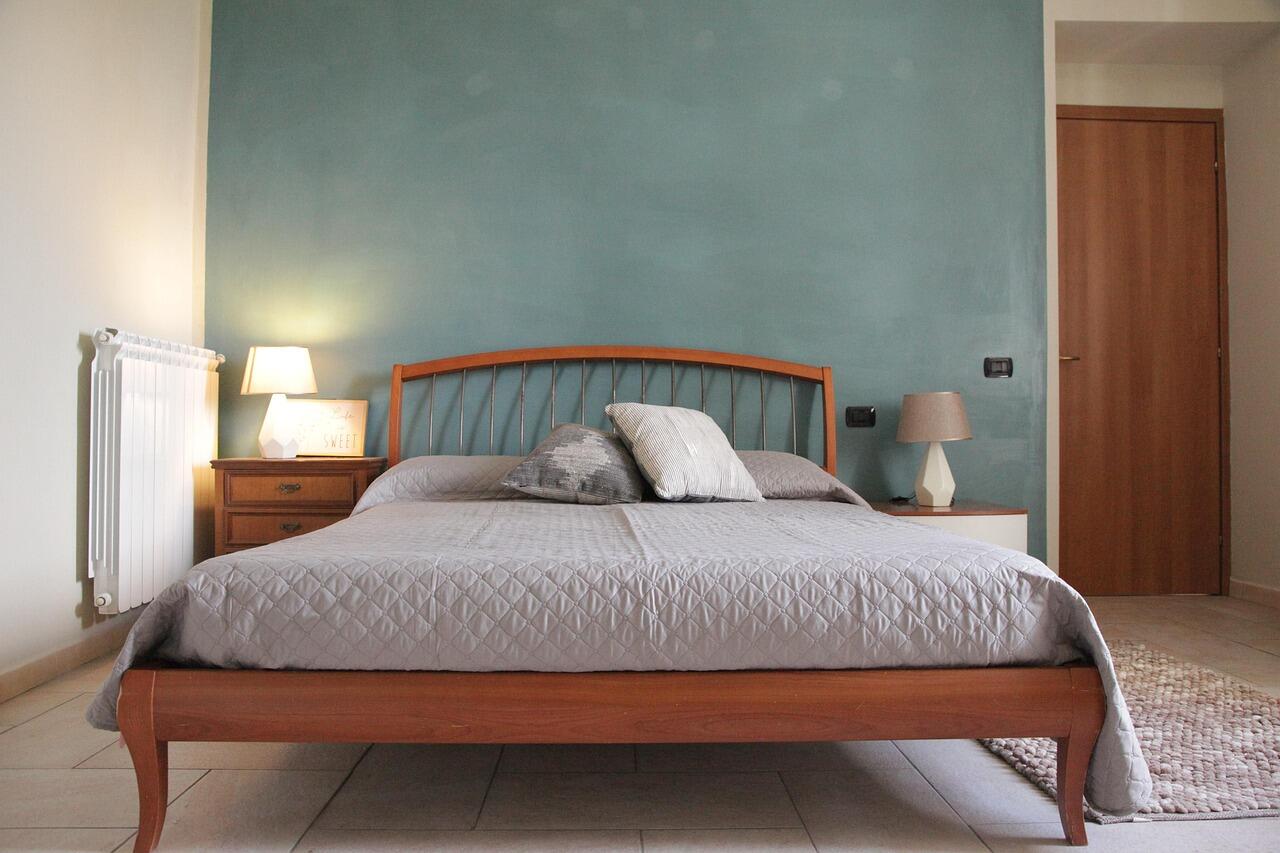 digital_diana-bedroom-4787889_1280