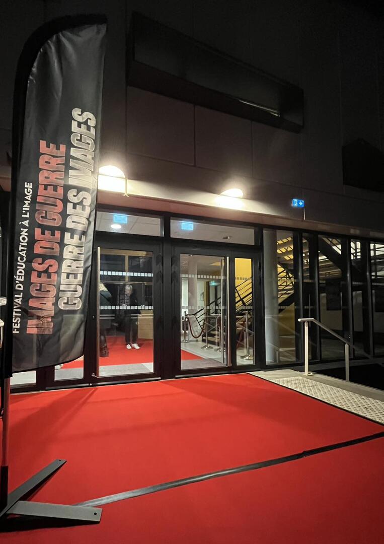 entree-de-la-salle-polyvalente-de-souchez-anthony-vermusse_1