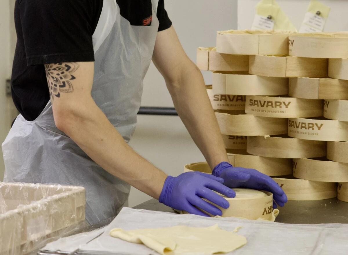 flan-savary-les-coulisses-d-une-maison-boulangere-et-patissiere_0_maisonsavary-foncageflan