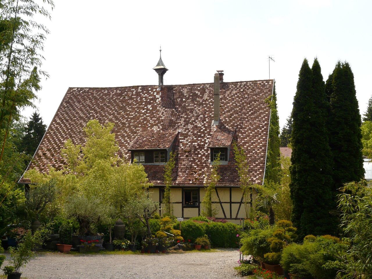 hans-house-5067_1280