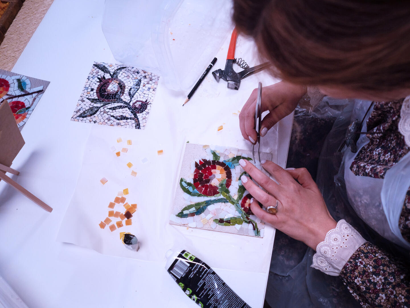 iStock-2154630495_atelier mosaique ia