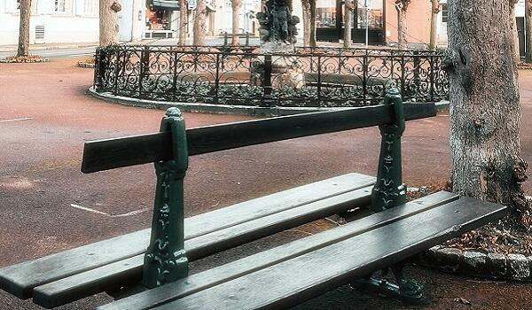 la-place-darnetal-ban_1