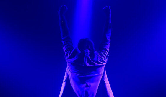 passons-a-autre-chose-credit-nour-batailh-562x330_1