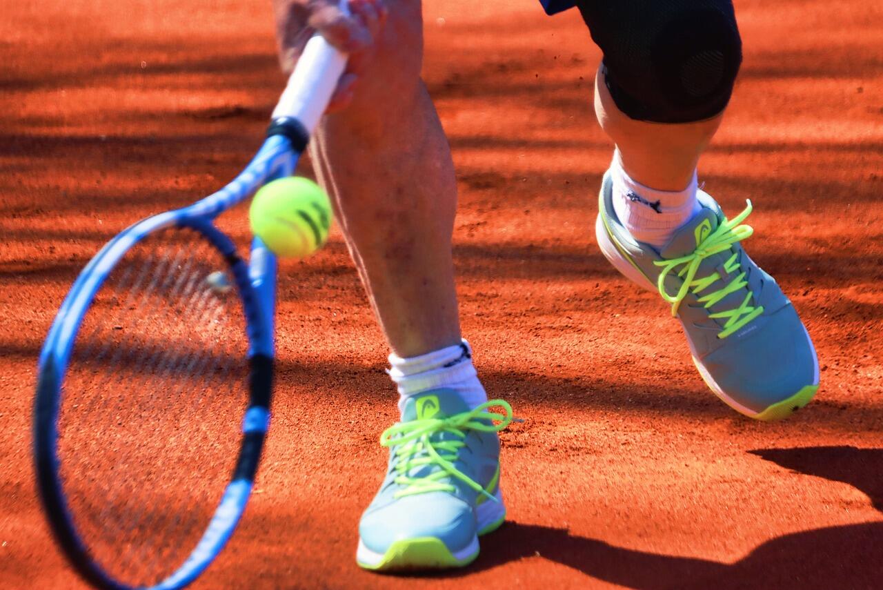 tennis-ball-gbe9ded6f3-1280_1