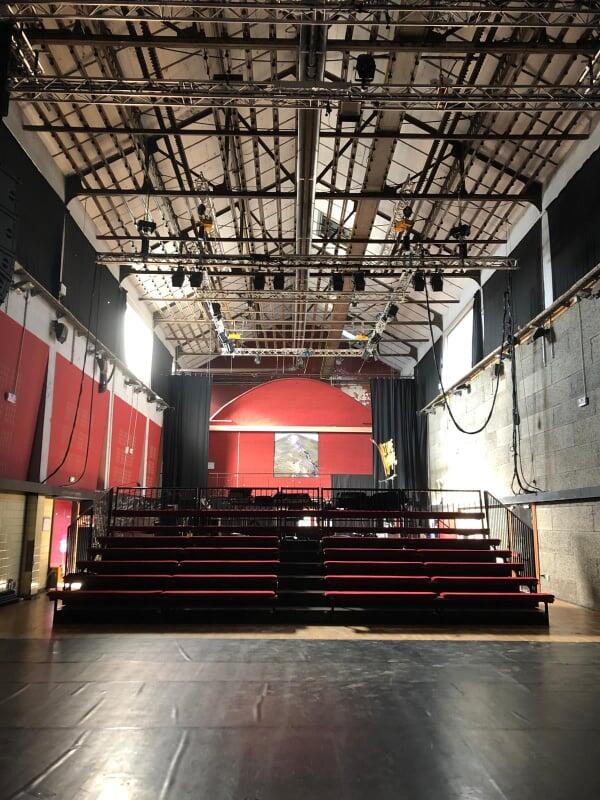 visite-de-la-fabrique-theatrale_1