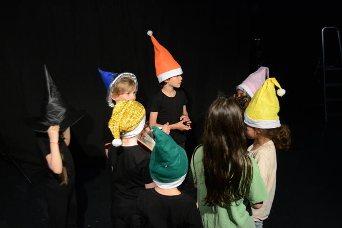Atelier théâtre 6 à 8 ans à la Barraca Zem_1