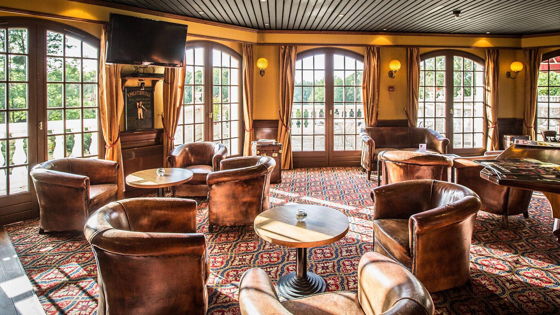 La Causerie, bar du Château de la Tour