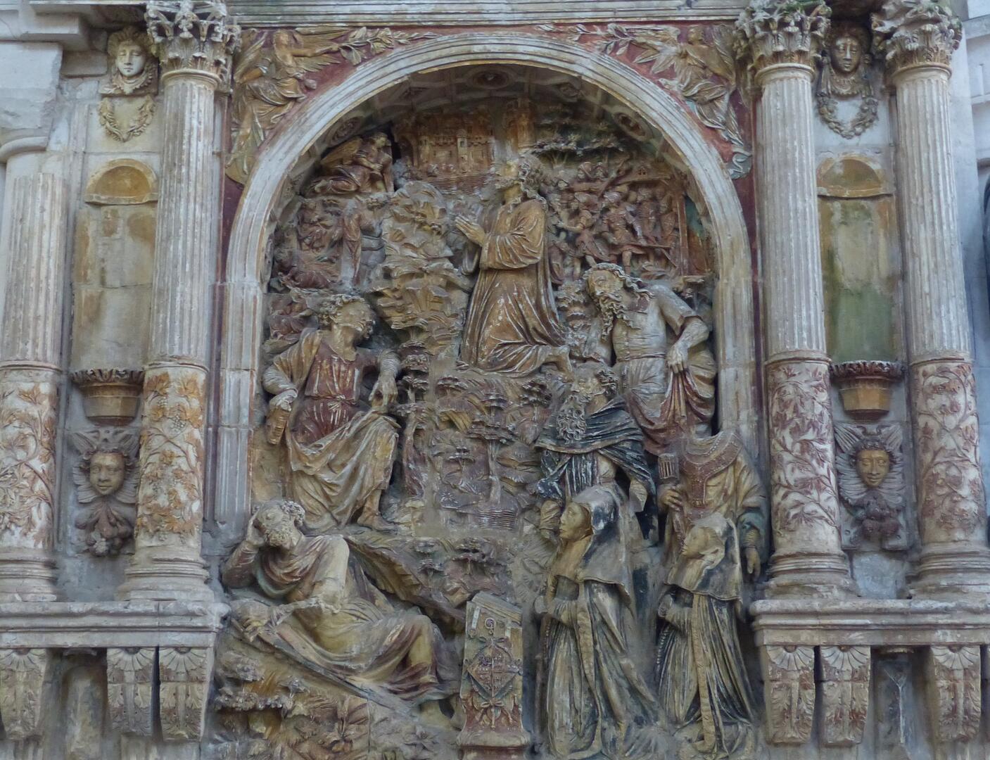 4- monument Margurite Helluin