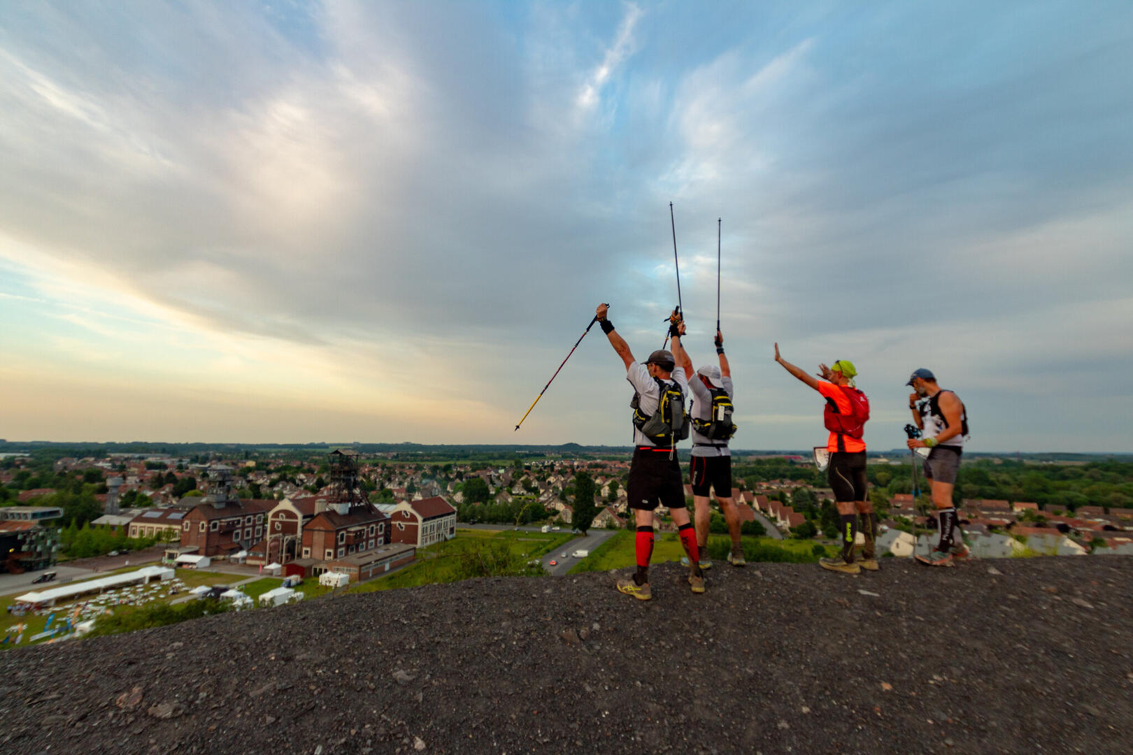 42730216891-28307825bb-k_1