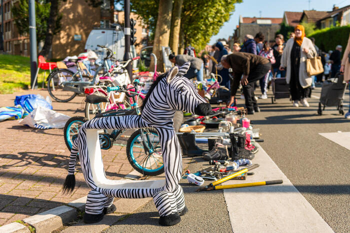 Vide-grenier / Rue Inkerman_1