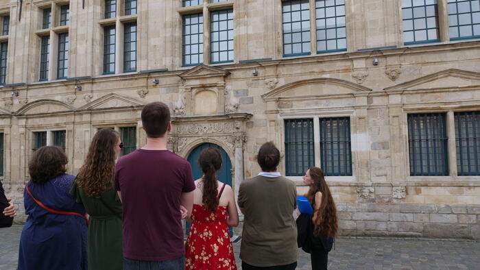 Visite flash des façades du musée départemental de Flandre_1