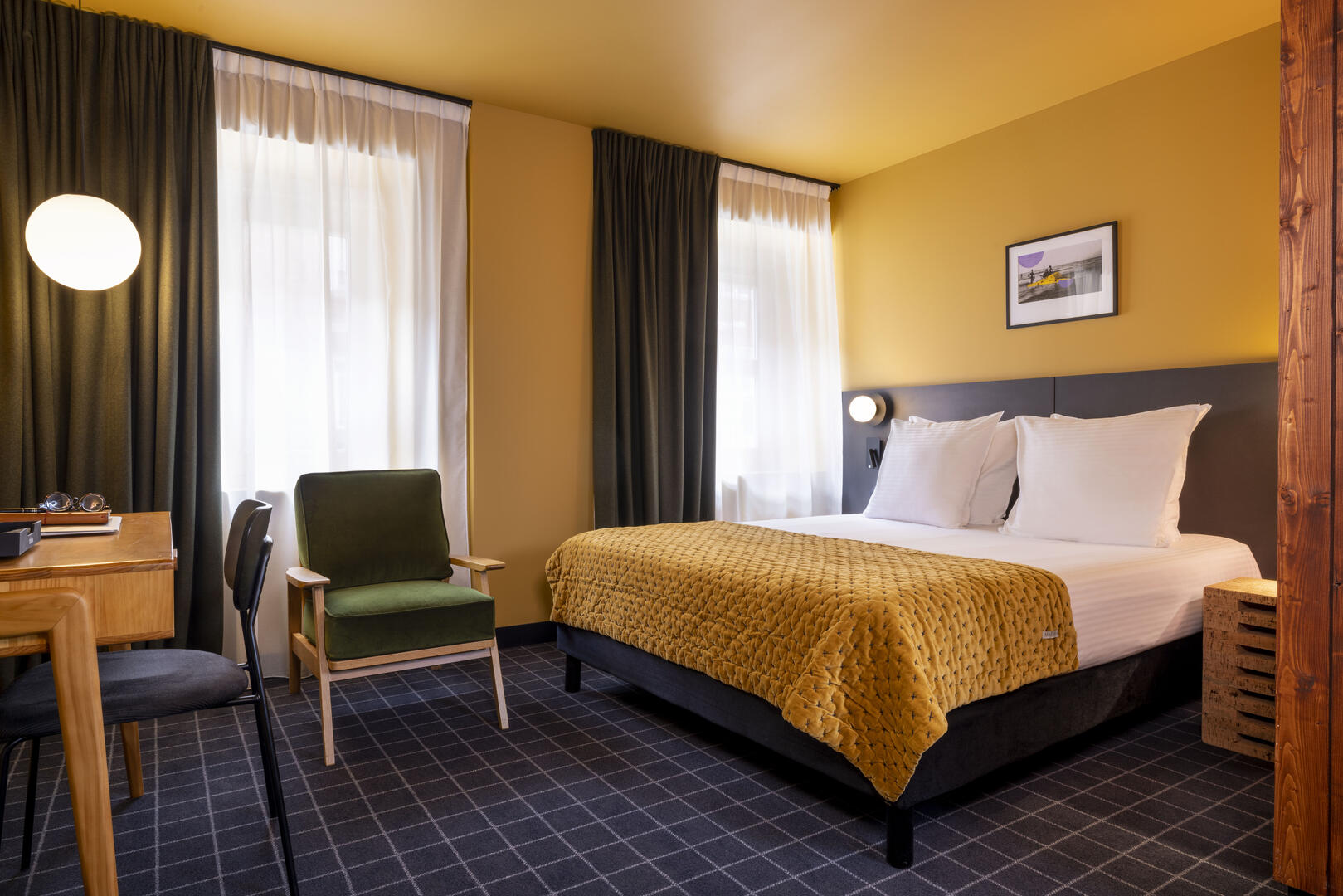 783416__16a0443_hotel_cargo_md
