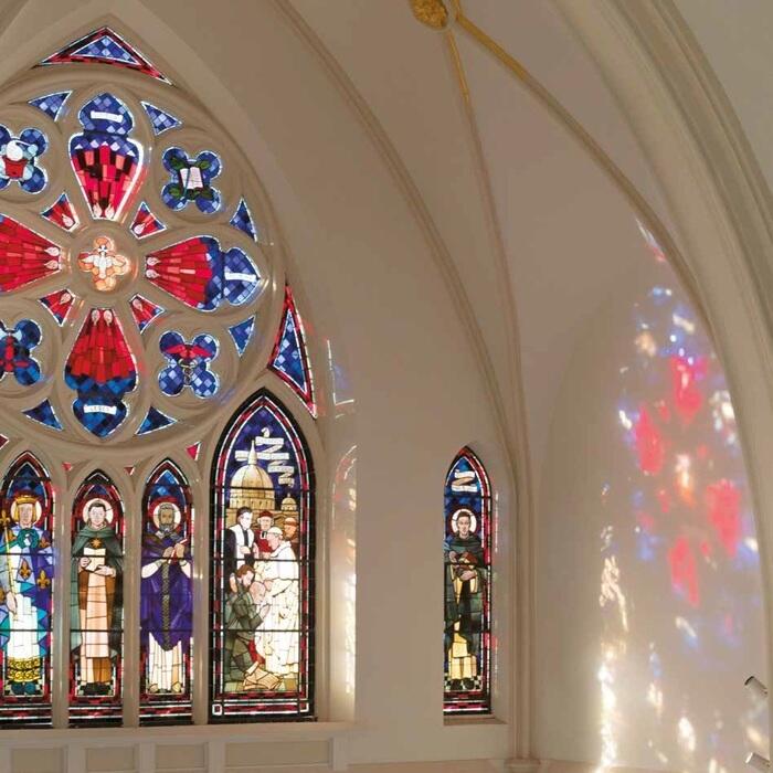 Chapelles et enluminures de l'évangéliaire de Saint-Mihiel_1